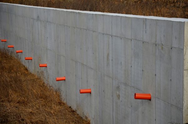Retaining Wall Drainage in Woodinville